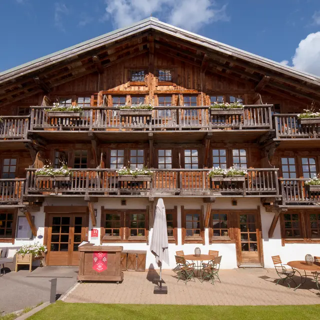 Hôtel - Restaurant La Ferme du Golf_Megève
