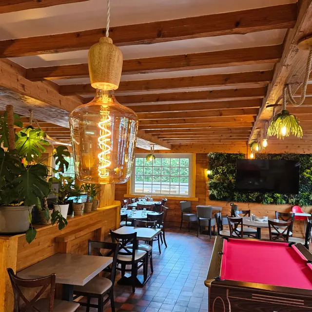 Sunset Beach restaurant Doussard Bout du Lac