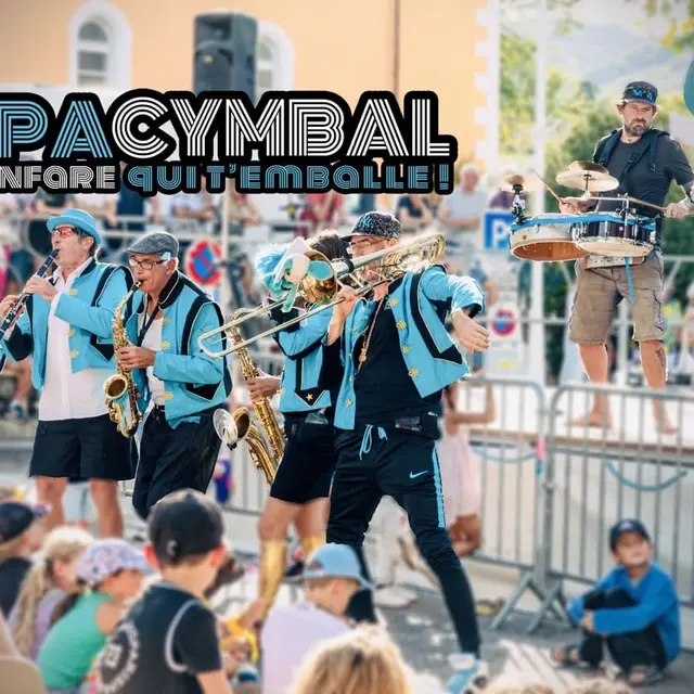 déambulation - Fanfare tapacymbal_Villard-de-Lans