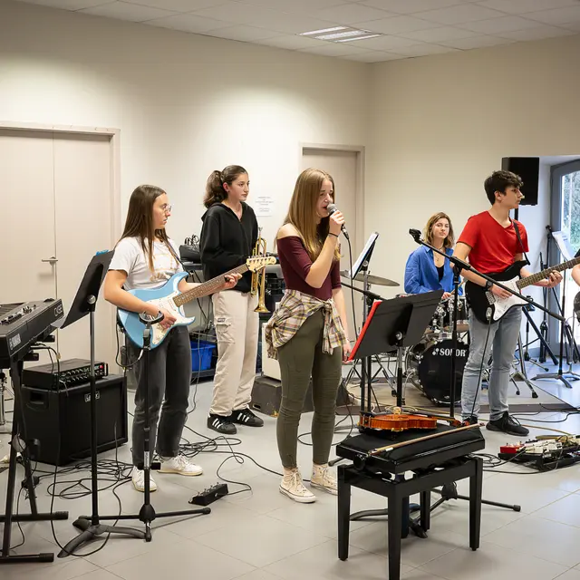 Soirée musique et food-truck_Rochefort-du-Gard