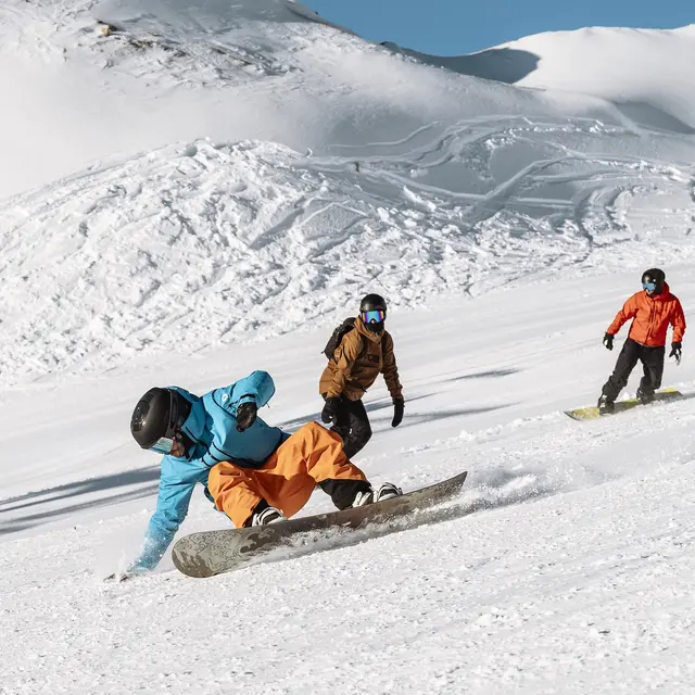 Cours collectifs snowboard tous niveaux_Le Grand-Bornand