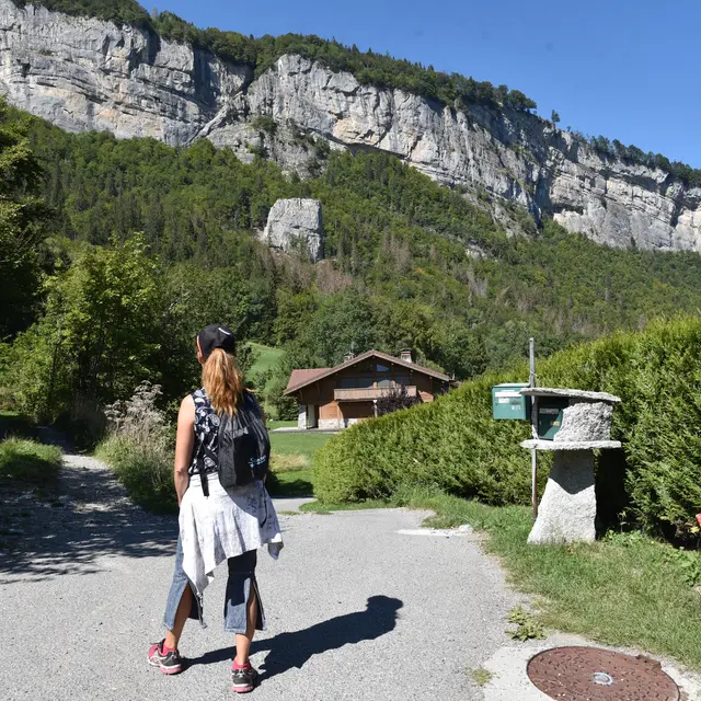 sentier pédestre la Pierre à Voix