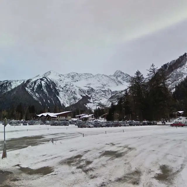 parking des grands montets argentière