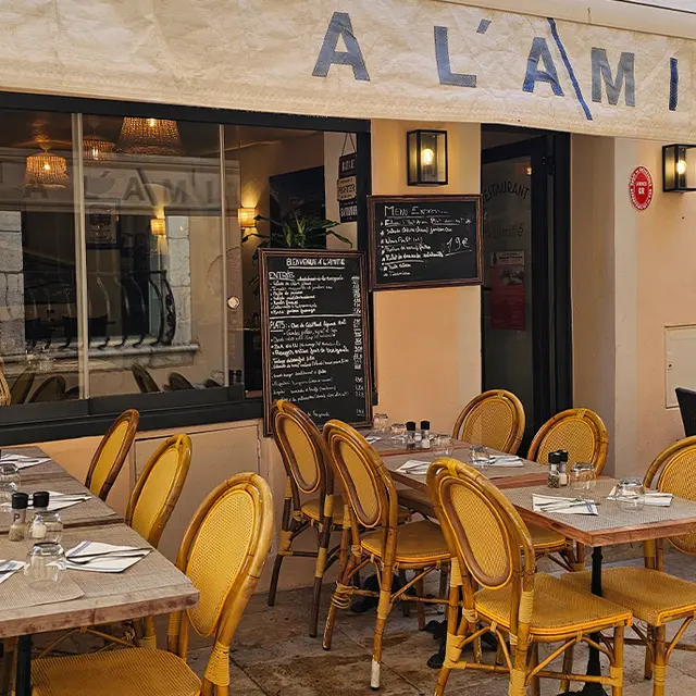 À L'Àmitié_Saint-Tropez
