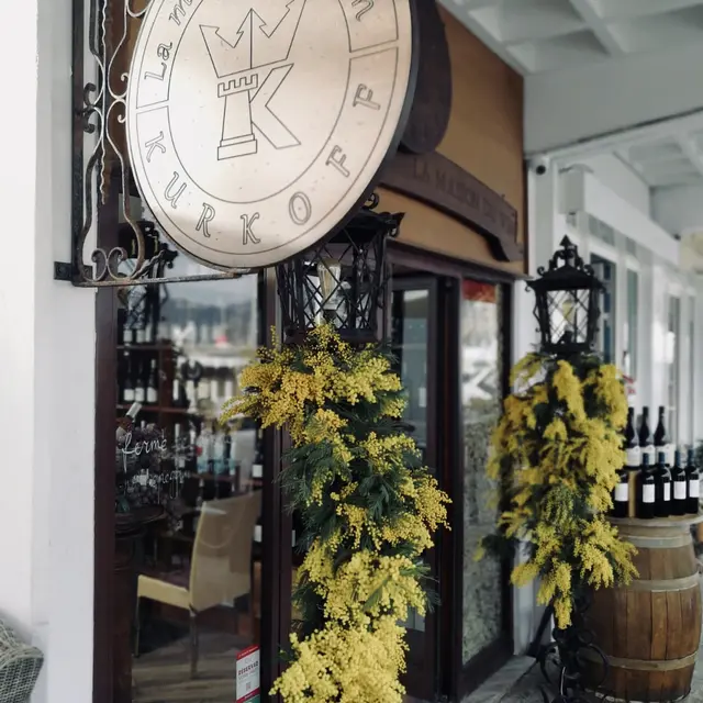 L'entrée à La maison du vin Kurkoff