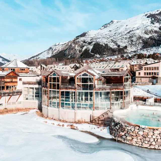 Les Grands Bains du Monêtier_Le Monêtier-les-Bains