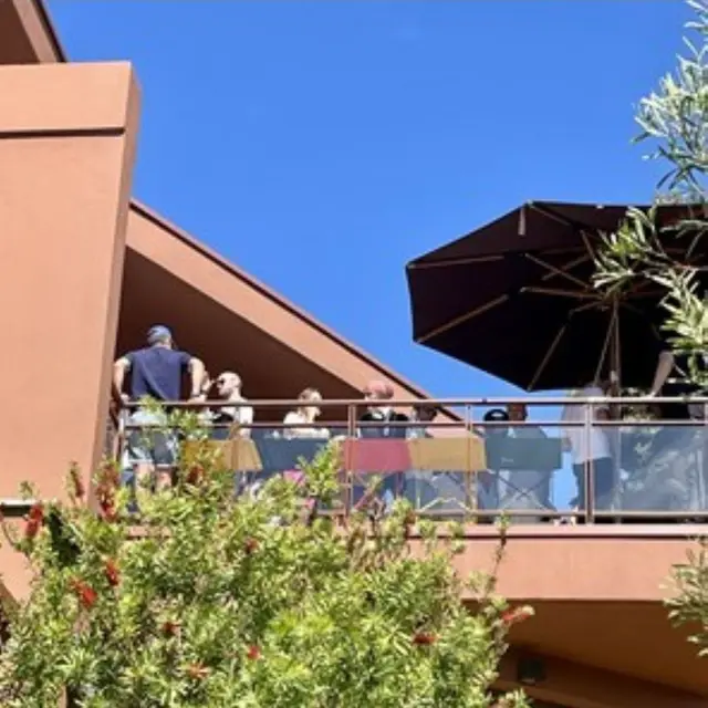 Conversation autour de l'art avec Shawn Serfas, Josh Mueller, Catherine Parayre et Stuart Reid au musée du Niel_Hyères