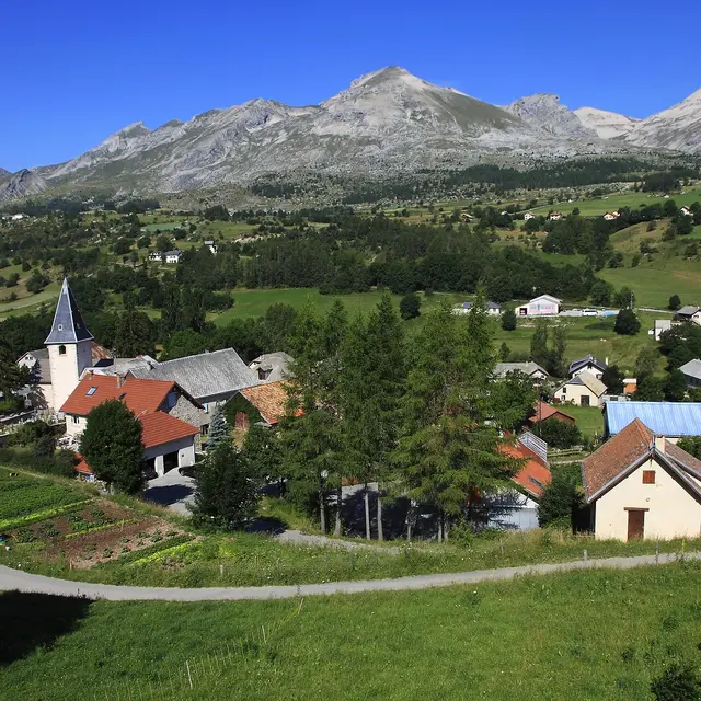 Agnières en Dévoluy sur le circuit VTT n°4, Dévoluy, Hautes-Alpes