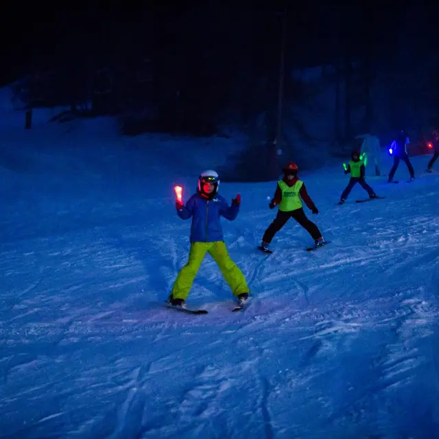 Descente aux lampions des enfants - station Pelvoux-Vallouise_Vallouise-Pelvoux