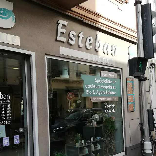 Salon Esteban