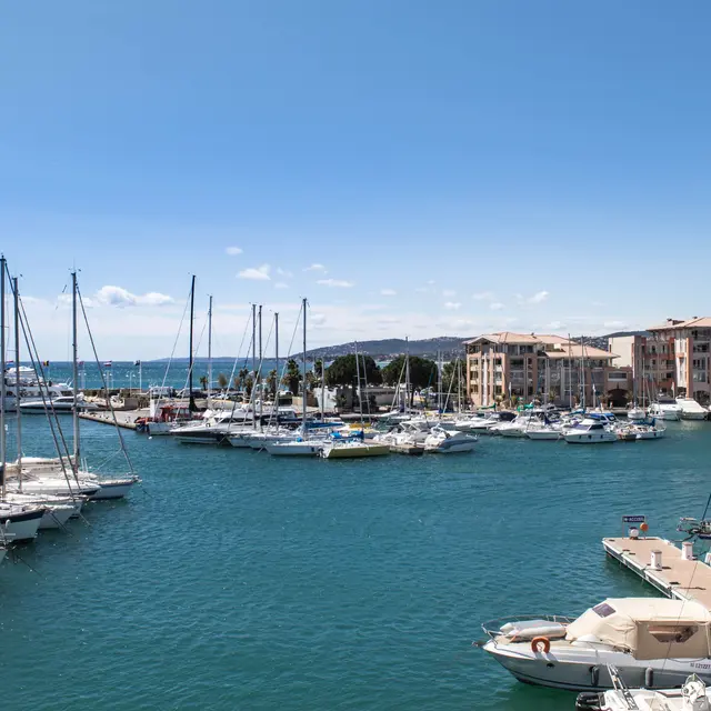 pORT Fréjus
