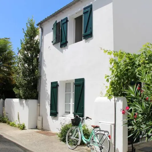 Maison de charme au coeur du vieux St-Martin_Saint-Martin-de-Ré