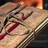 Ateliers Fabrication d'un grimoire avec Romaric Izzo_Cavalaire-sur-Mer