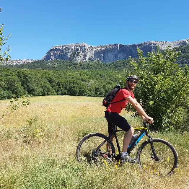 Saint-Maximin-la-Sainte-Baume_A_la_conquête_de_la_Sainte_Baume