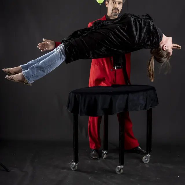 SpectacleSpectacle Histoires magiques à dormir debout Histoires magiques à dormir debout_Châtel