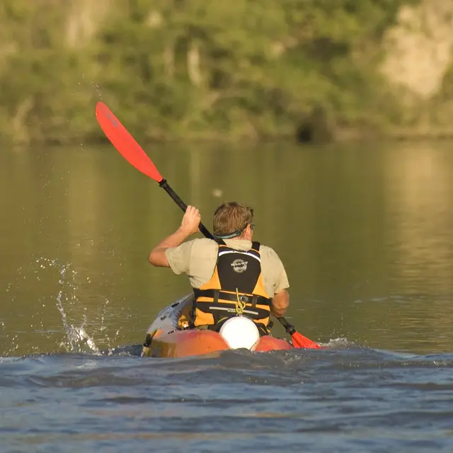 Canoë sur le lac de l'Escale - Durance nautique