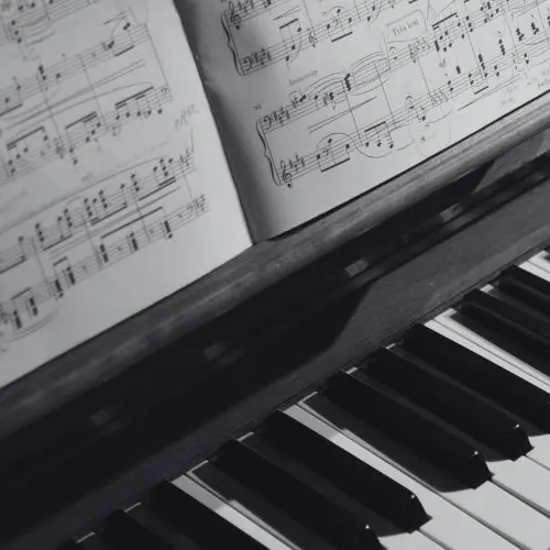 Chostakovitch - Oleg Caetani, Maya Oganyan_Nice