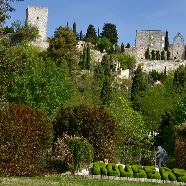 Village de Roussas