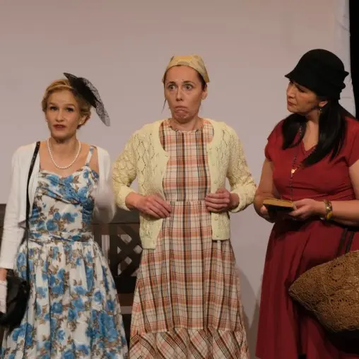 Et pendant ce temps Simone veille - Festhea_Istres