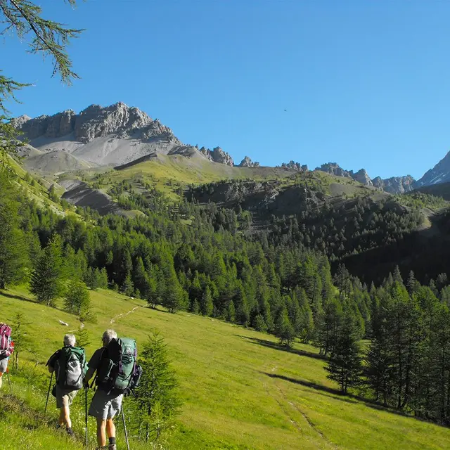 Randonnée pédestre avec Détours en Montagne