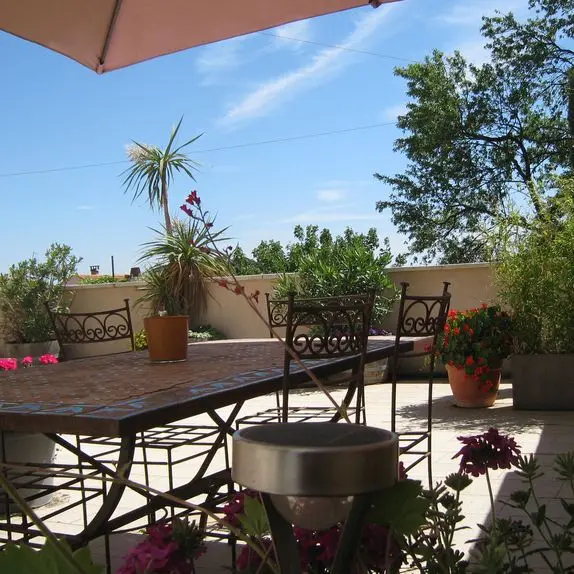 Gîte Gabriel-Terrasse fleurie