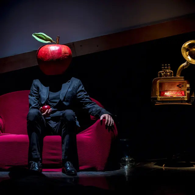 Chut ! Une pomme_Cluses
