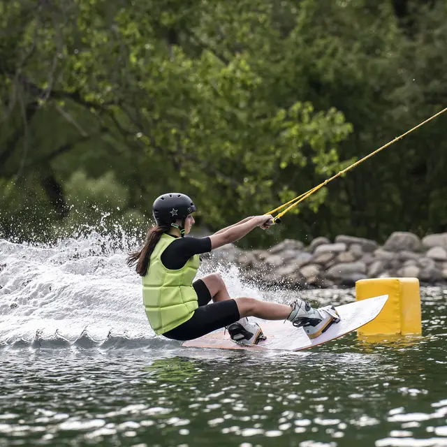 Jungle Wake Park - Plan d'eau de Jausiers