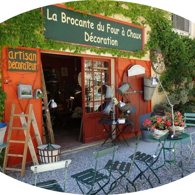 La Brocante du Four à Chaux à Caromb