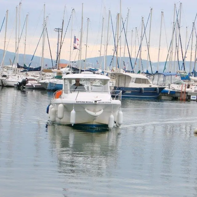 Ecole de navigation du Port d'Hyères