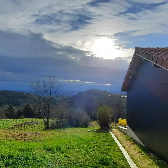 Abris du ravitailement + Vue