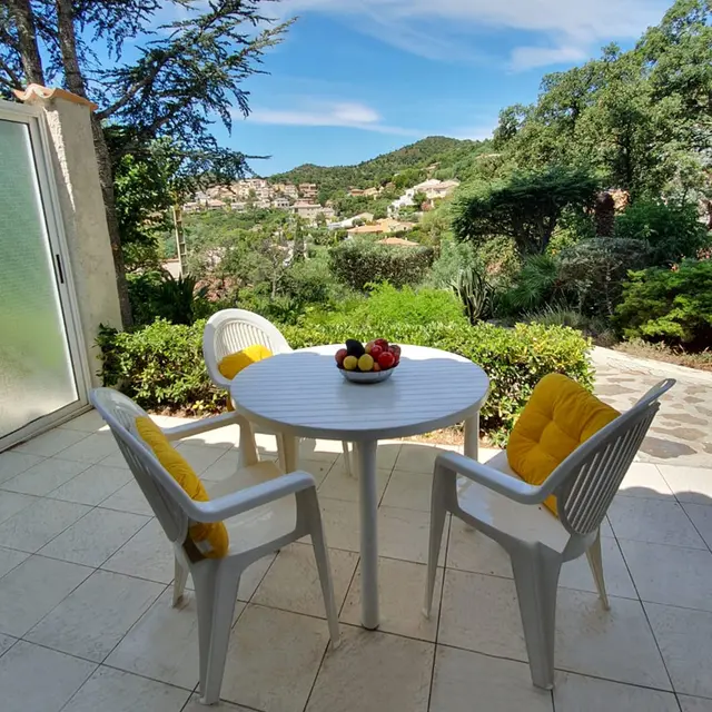 Studio - M. Rucar Hyères