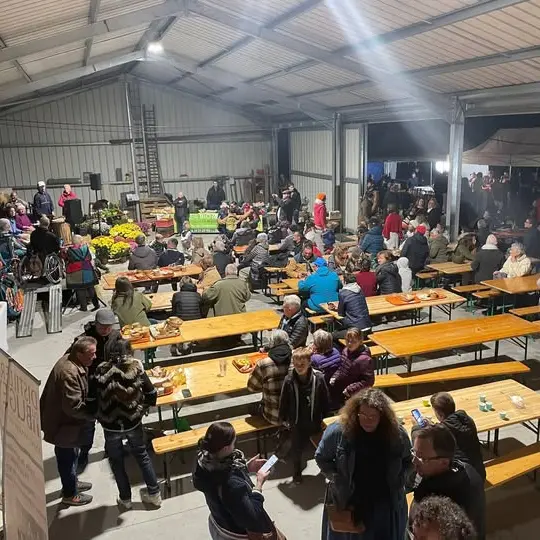 Marché de producteurs à la Ferme du Petit Brens_Brens