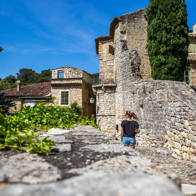 Ruelle de la Roque sur Cèze