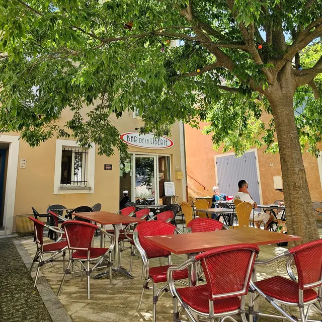 Bar de la Liberté_Mormoiron