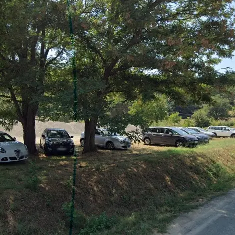 Parking du stade à Collobrières