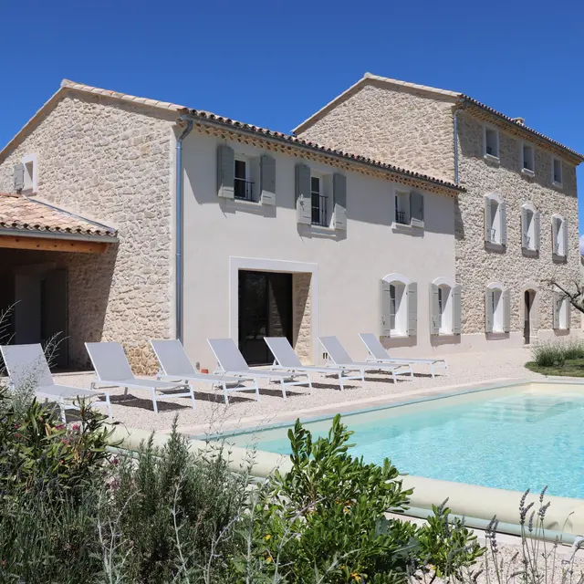 Domaine des Preyauts - piscine chauffée