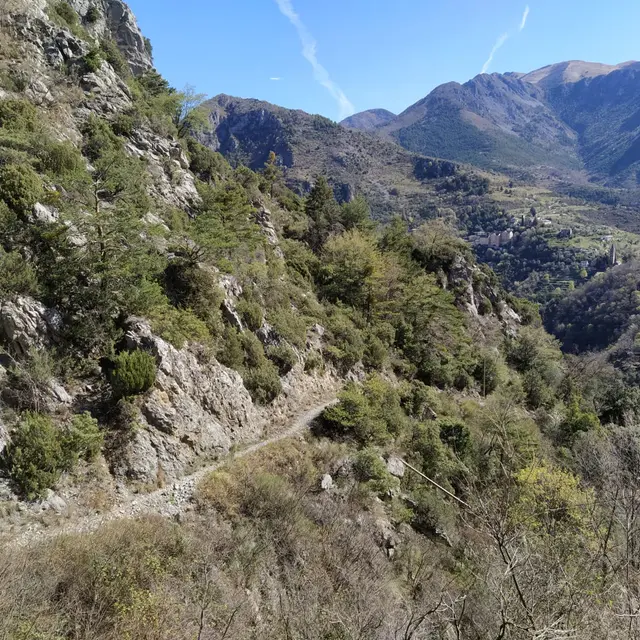 Sentier de Paspus vue Anan