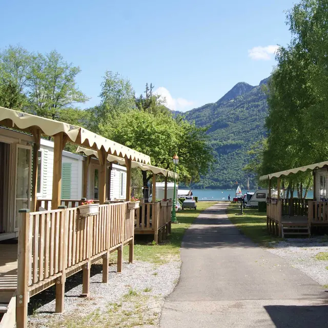 Lac Bleu International Campground (Doussard) | Haute-Savoie Mont-Blanc