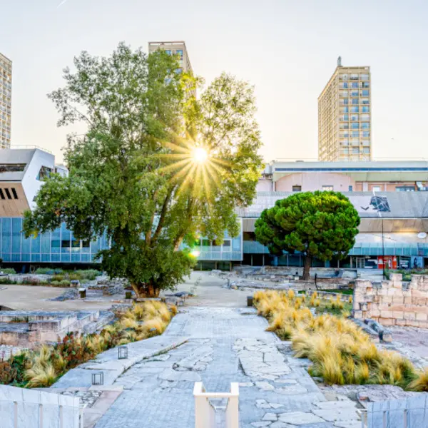 Mardis de l’Histoire Histoire de la marine à Marseille au temps de l’arsenal des Galères (1694-1748)_Marseille