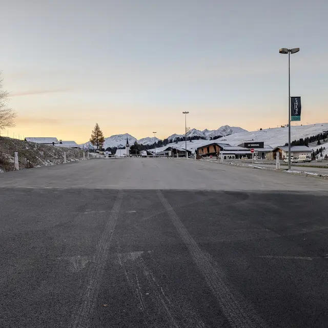 Aire de service du col des Saisies - Camping-car_Les Saisies