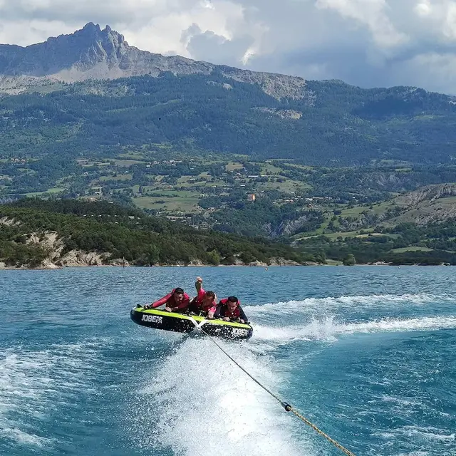 Génération Gliss' : Bouées tractées