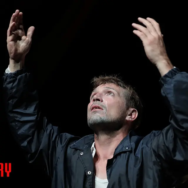 Et pourtant le soleil se lève_Avignon