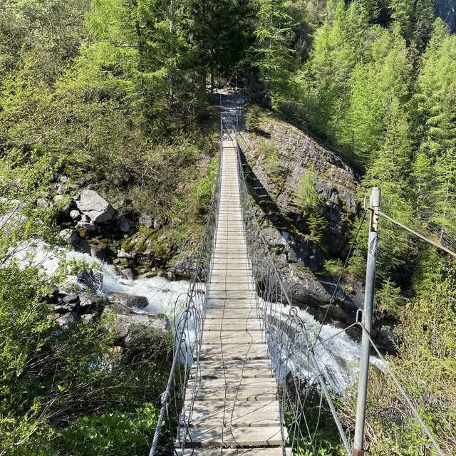 La passerelle du glacier de Bionnassay