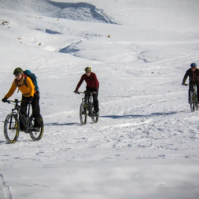 Rando Passion : VTT électrique sur neige