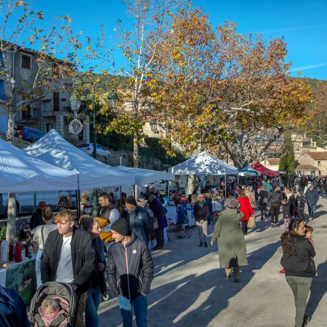 Marché de Noël_Seillans