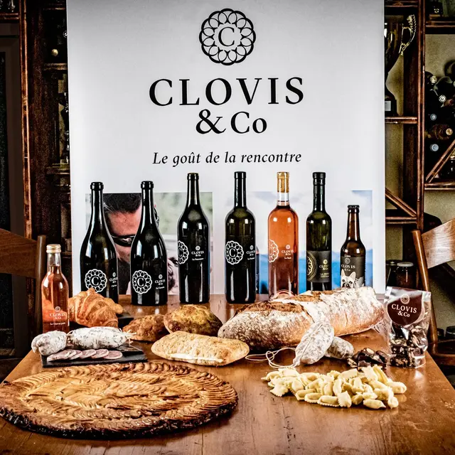 Clovis & Co