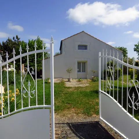 Location Bouffechoux Jacqueline