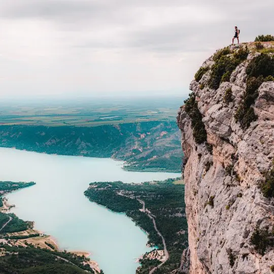 Plein voir_Moustiers-Sainte-Marie