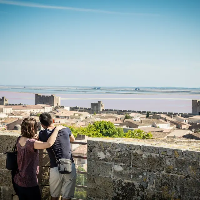 Tours et remparts d'Aigues-Mortes