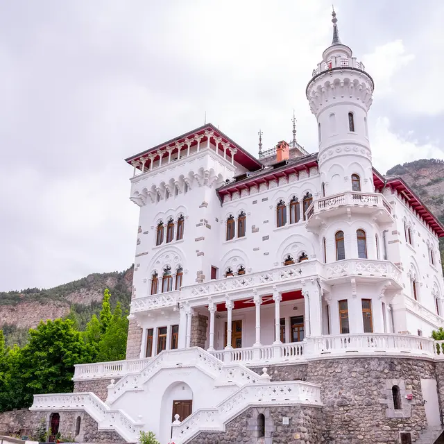 Villa mexicaine Le Château des Magnans - Jausiers